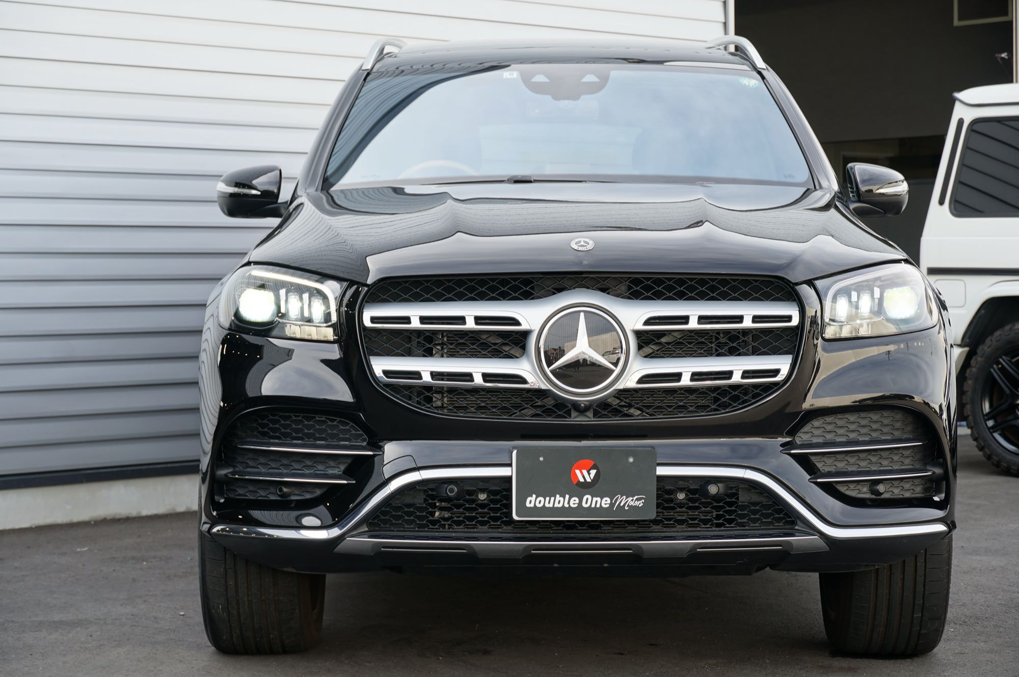 [SOLD]MERCEDES BENZ GLS400d 4MATIC AMG LINE - double One motors ダブルワンモータース