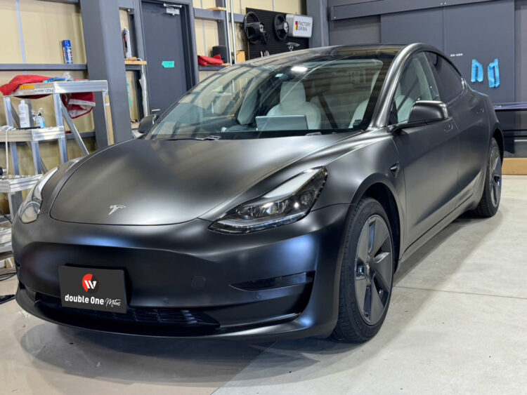 TESLA MODEL3 SATIN BLACK