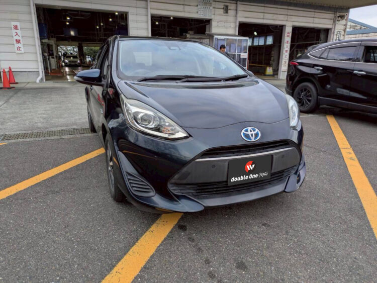 トヨタアクア継続車検のご依頼