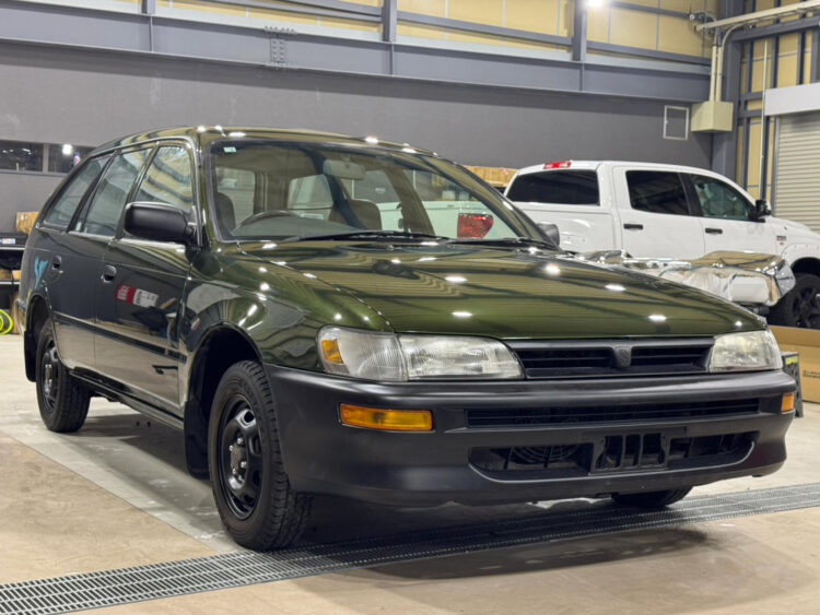 スプリンターバン（カローラバン）オールペイント