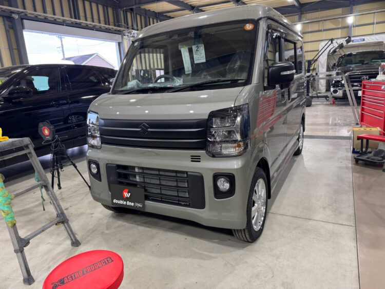 新車SUZUKIエブリイワゴンカスタムペイントなどのご依頼