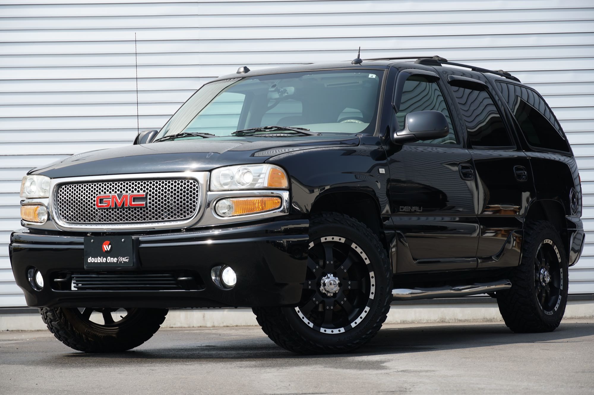 GMC YUKON DENALI - double One motors ダブルワンモータース